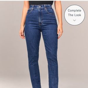 Curve Love Ultra High Rise 90s Slim Straight Jean